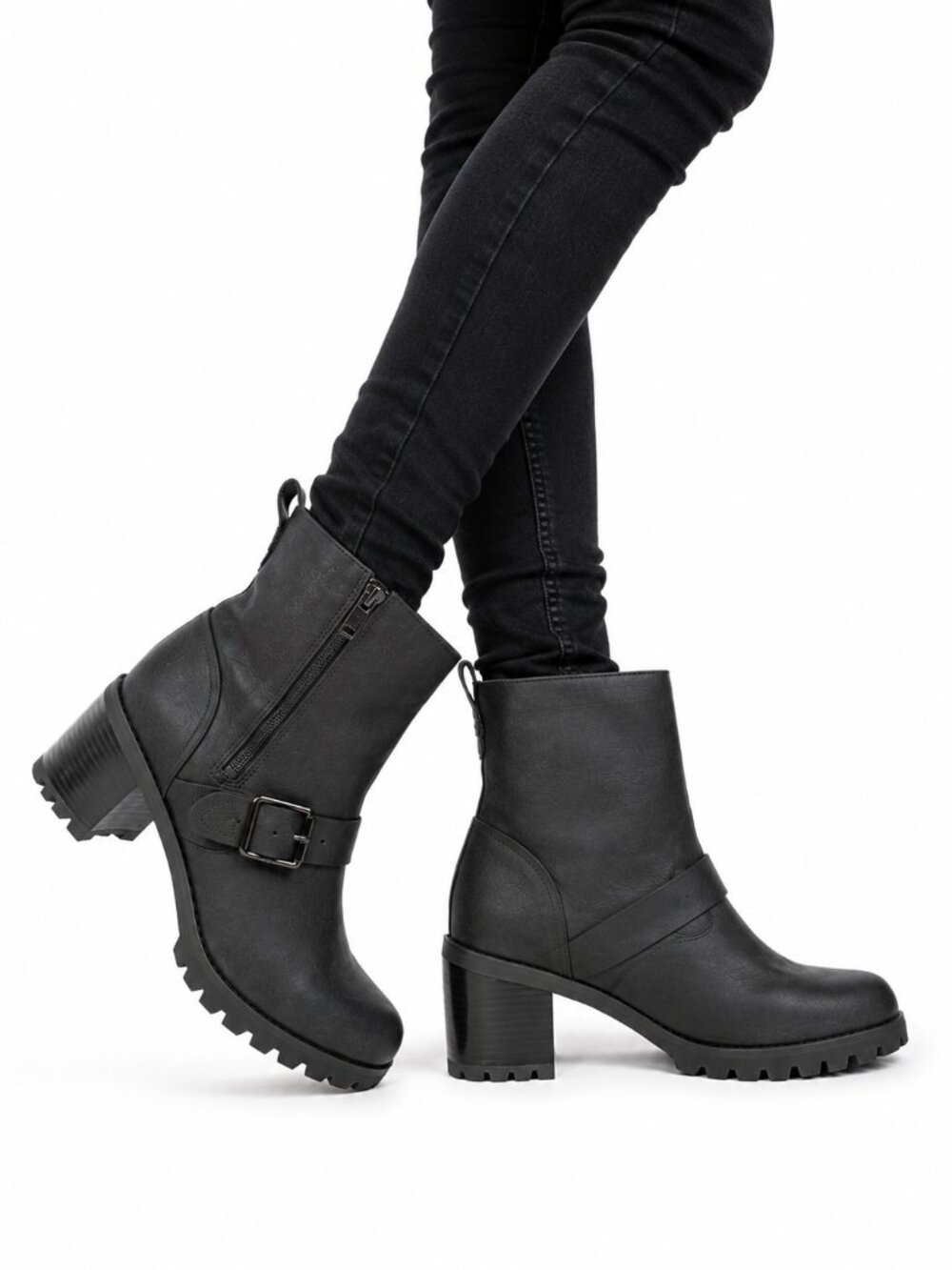 UGG Fern Waterproof Black Leather Buckle Moto Booties Lug Sole Block NWOT 9.5